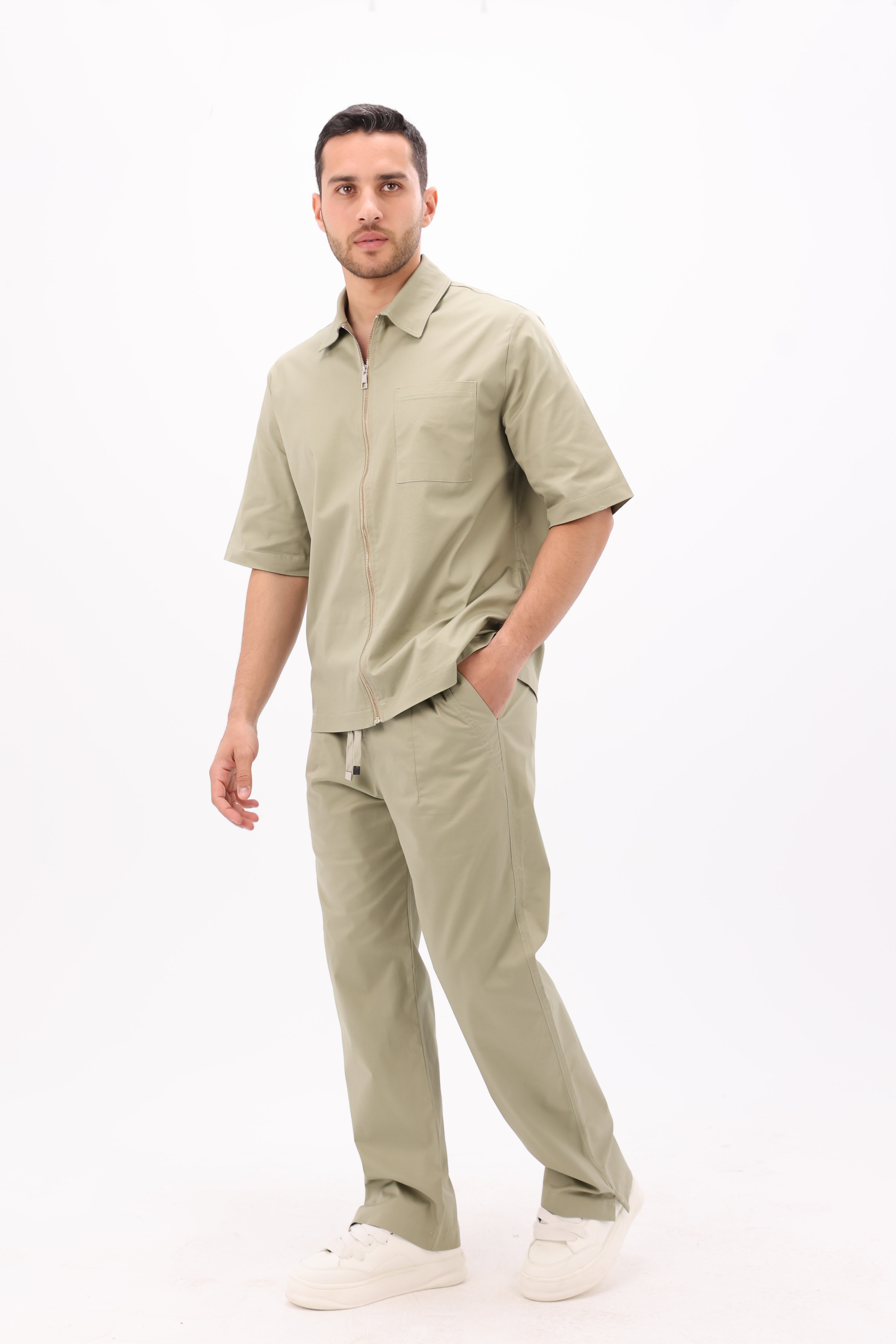 Beige Gabardine Pants – Comfortable & Stylish Fit