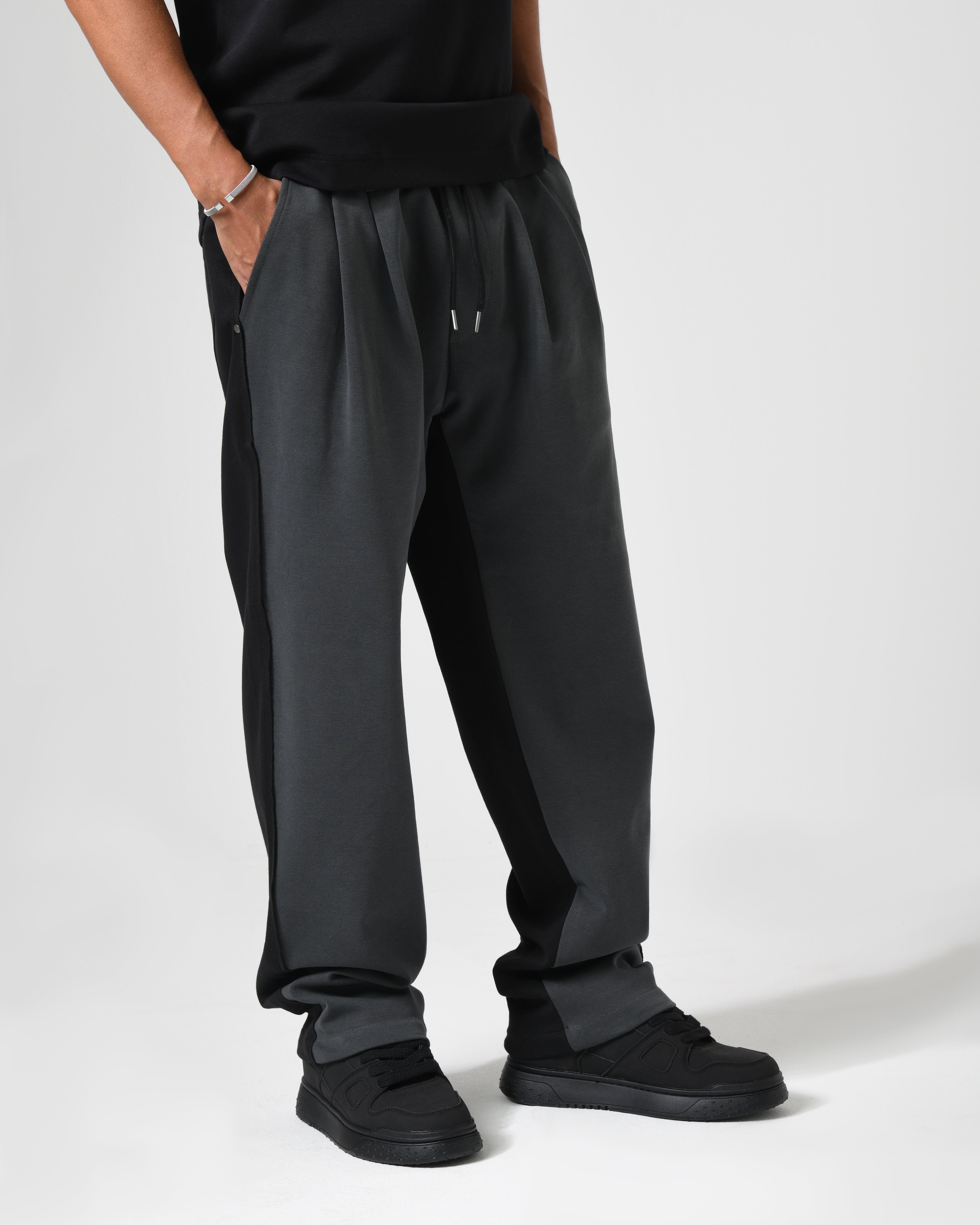 Men's Two-Tone Wide Leg Pants