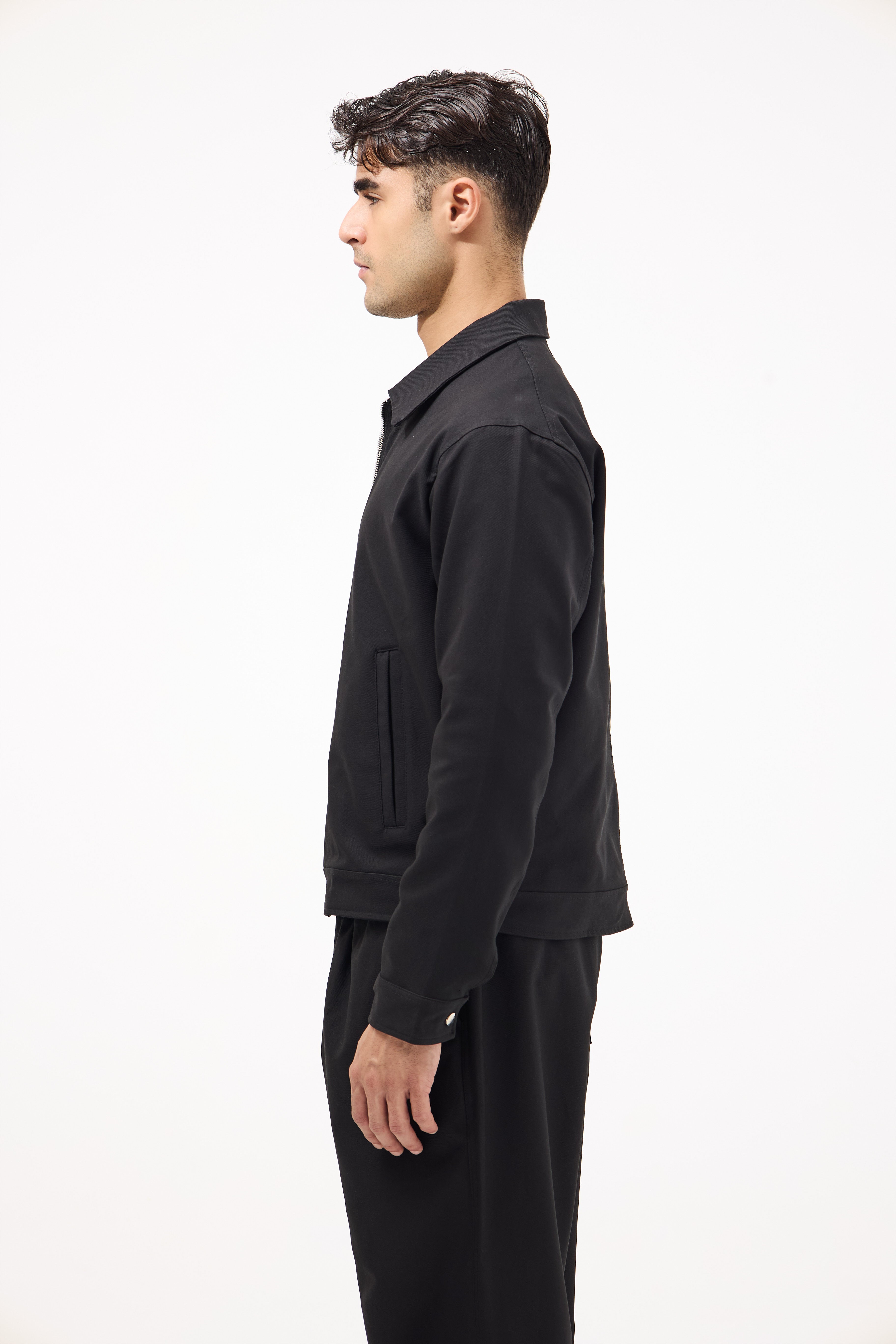 Black Box Fit Gabardine Jacket – Modern & Stylish