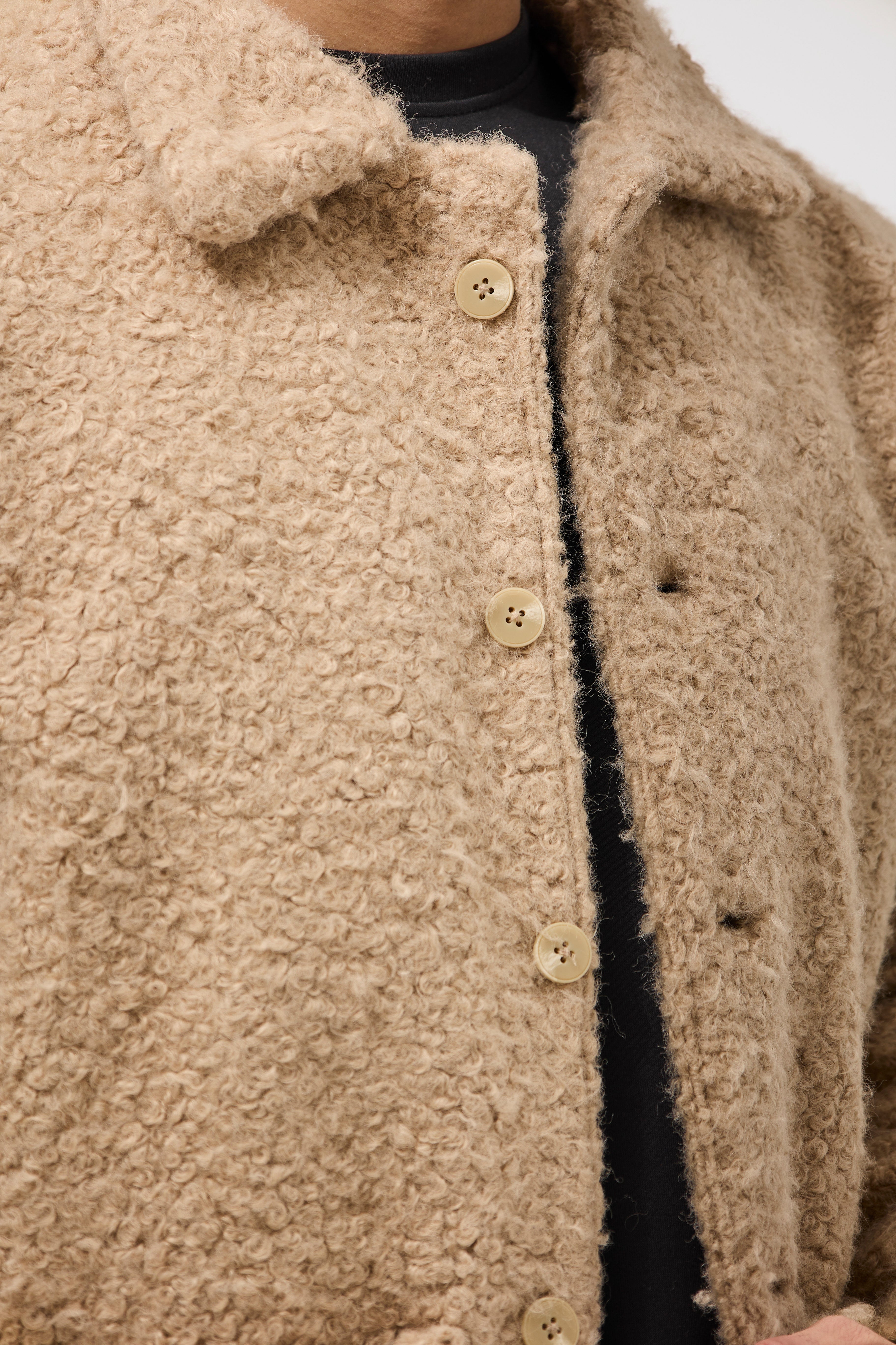 Men’s Buttoned Fur Jacket – Beige